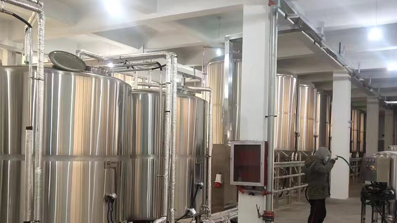 比如河北唐山精酿啤酒厂